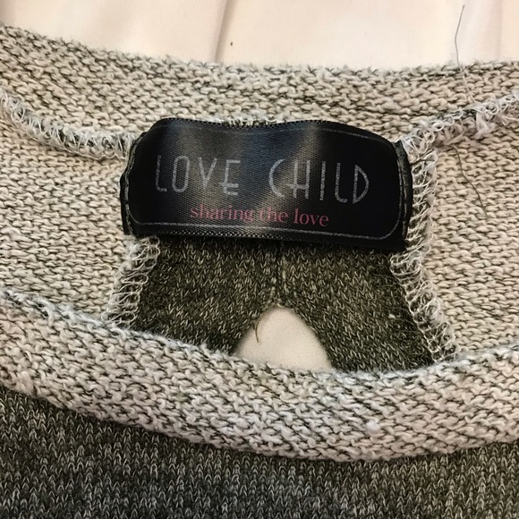 🍒3 for $12 - Love Child Green High-Low Sweater - Picture 7 of 9